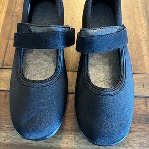 Black Women’s  Shoes